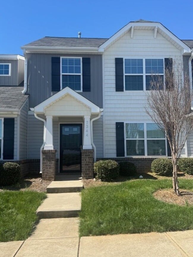 Building Photo - ~~~~~~~~ Park Place Townhomes ~~~~~~~ Pretty 3 bedroom 2.5 bath unit~~~~~