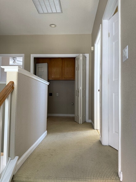 Building Photo - 2320 Bayless Way