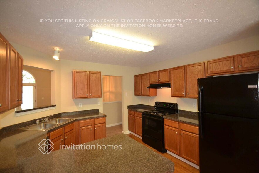 Building Photo - 7540 Mountain Breeze