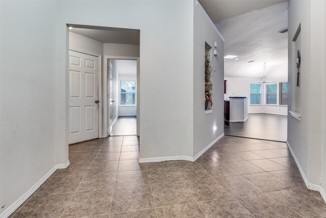 Building Photo - 8169 Whitney Ln