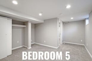 Building Photo - 2300 Lima St