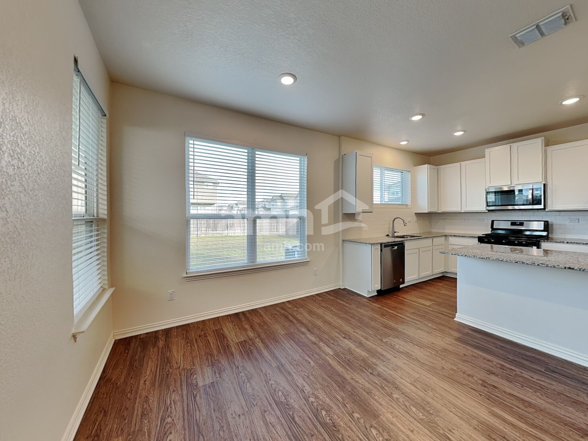 Building Photo - 2741 Meadowood Heights