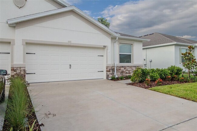 Building Photo - 31365 Paper Birch St