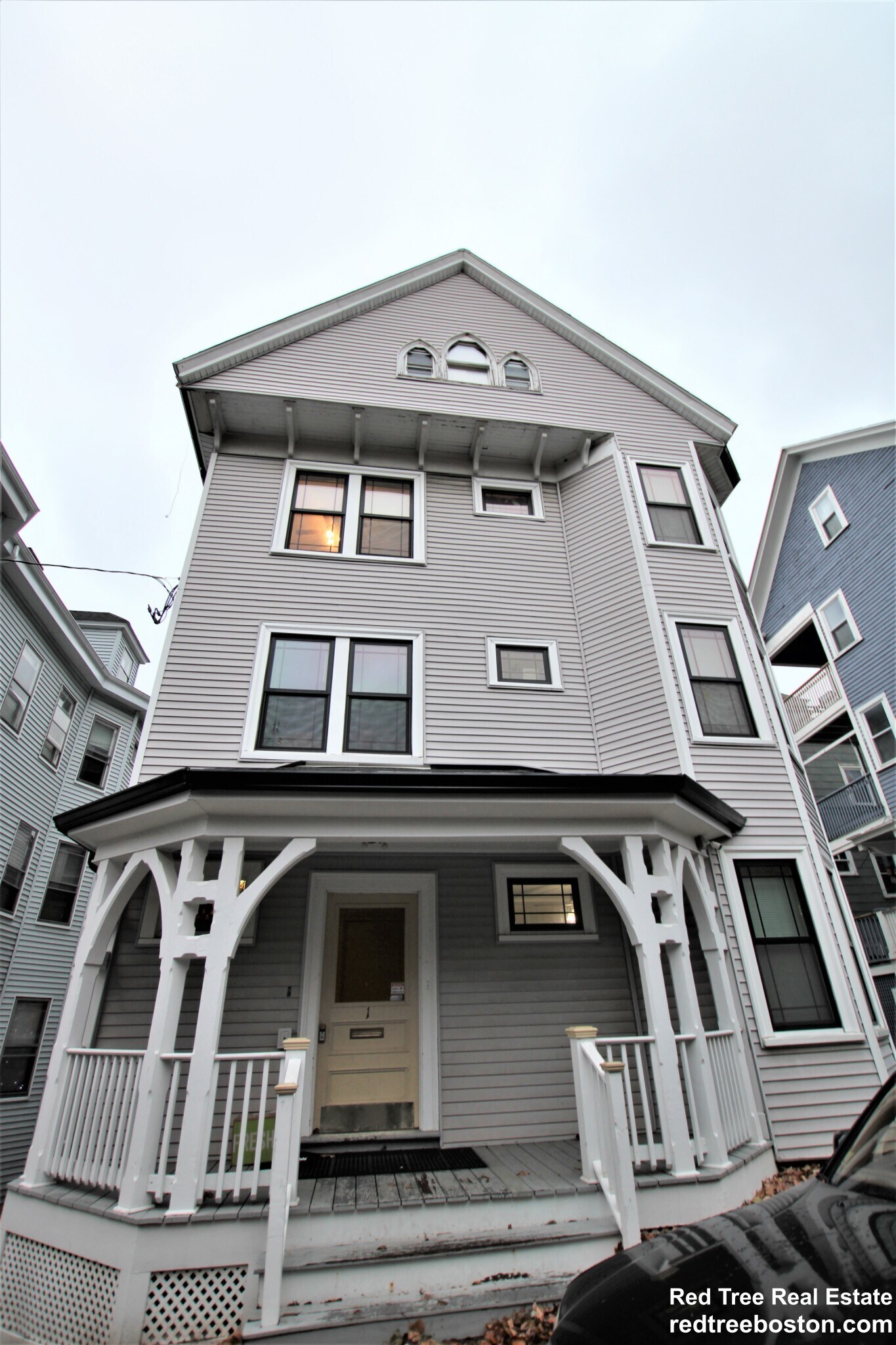 Building Photo - 2 Parker Hill Ter