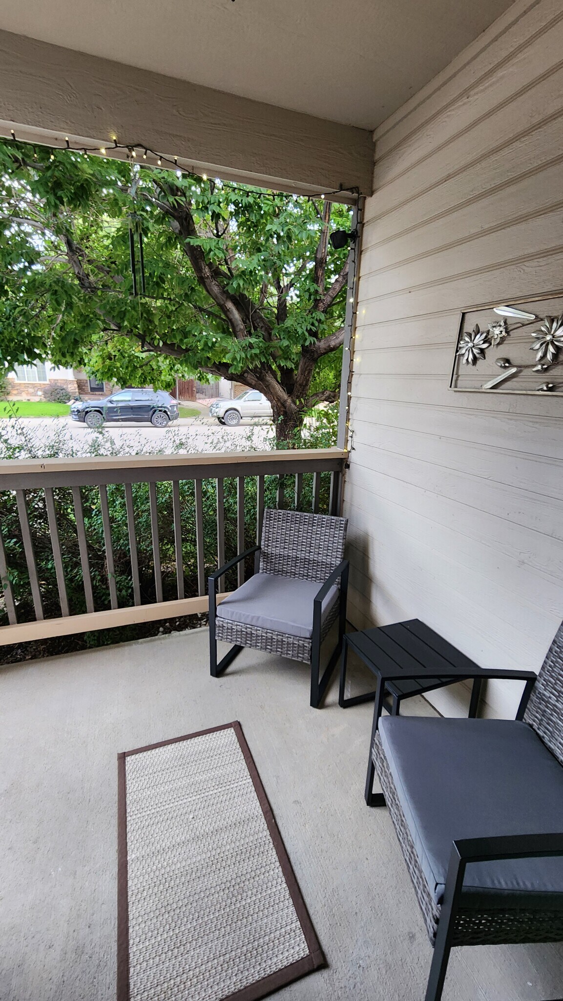 Building Photo - 371 Cardinal Ave