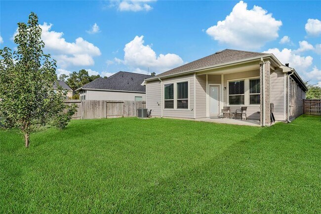 Building Photo - 120 Buckeye Dr
