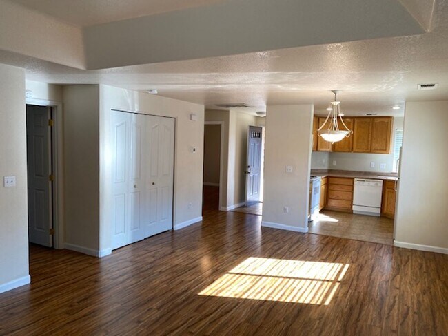 Building Photo - 2210-2214 ARLINGTON