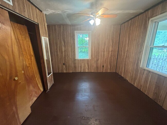 Building Photo - 655 Beatty Rd