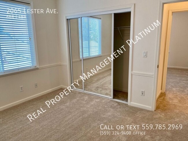 Building Photo - 2065 Lester Ave