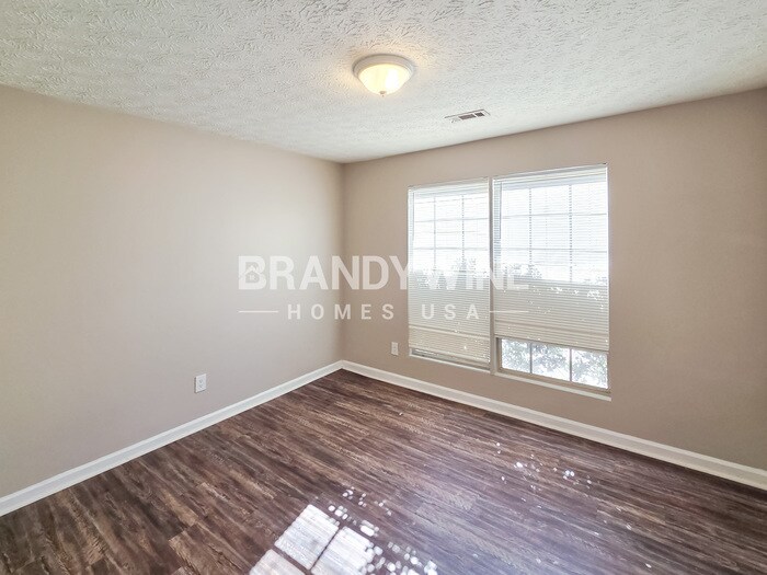 Building Photo - 630 Morrow Rd