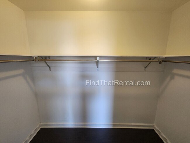 Building Photo - 34 S Hanover St