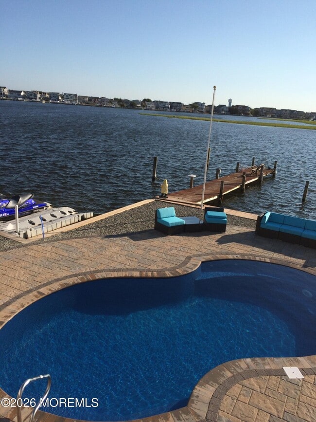 Building Photo - 36 Harborside Dr E