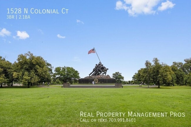 Building Photo - 1528 N Colonial Ct