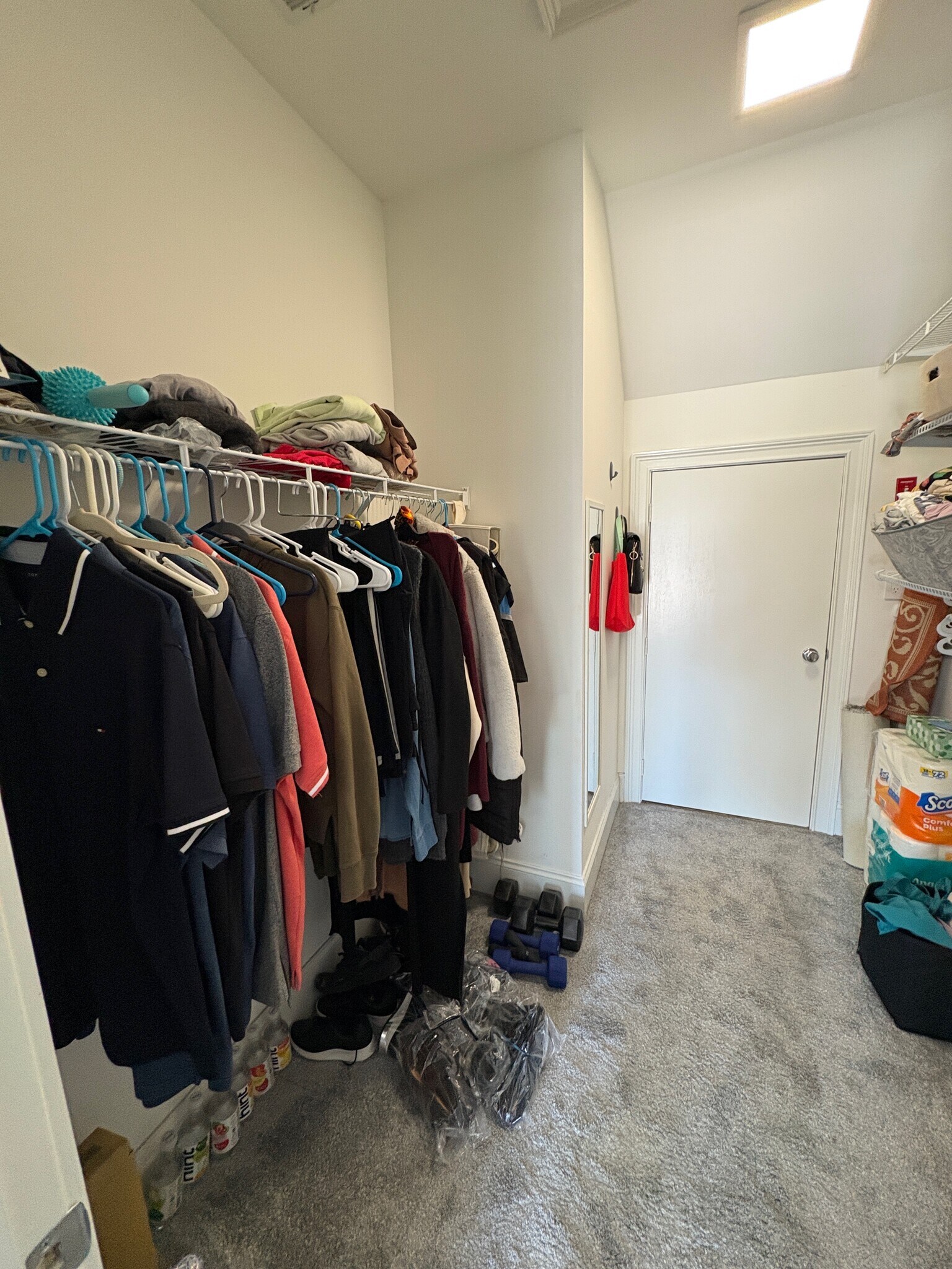 Master Bedroom Closet - 18879 Bethpage Dr