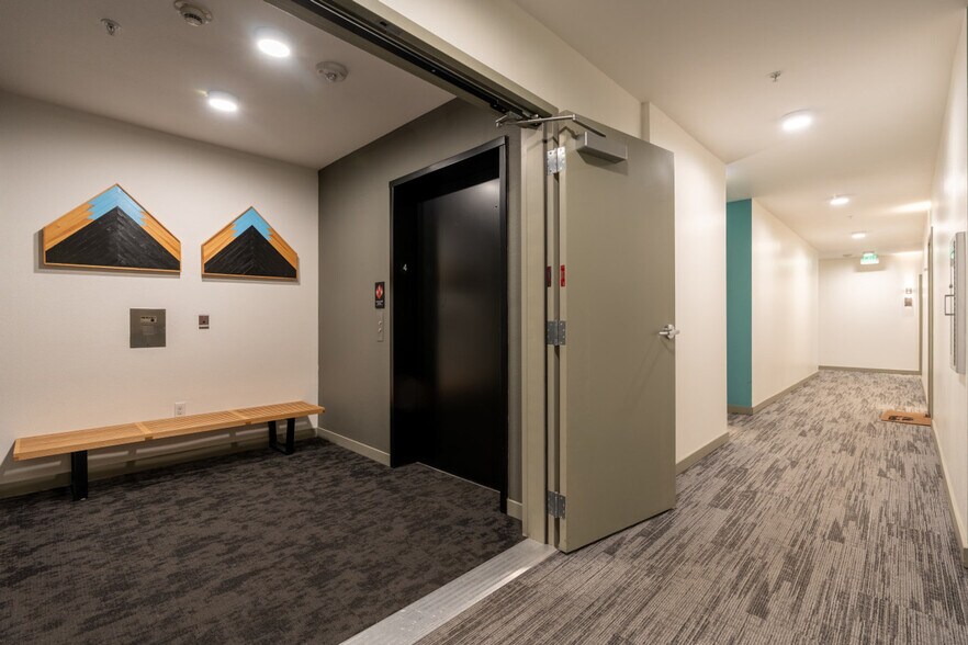 Building Photo - 2207 E Union St