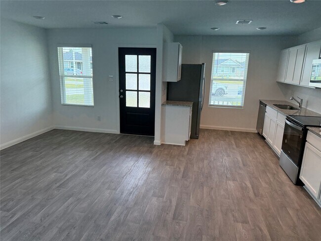 Building Photo - 12010 William Trails Cir