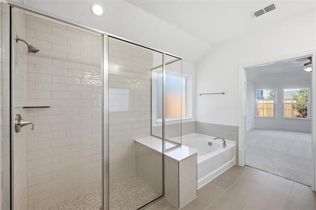 Building Photo - 4216 Gladewater Ave