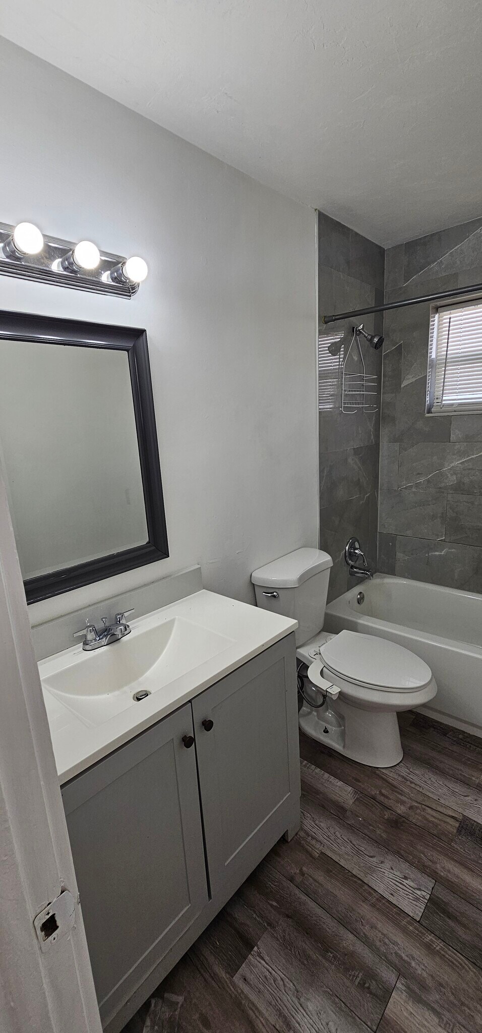 Building Photo - 1051 NW 27th Ave