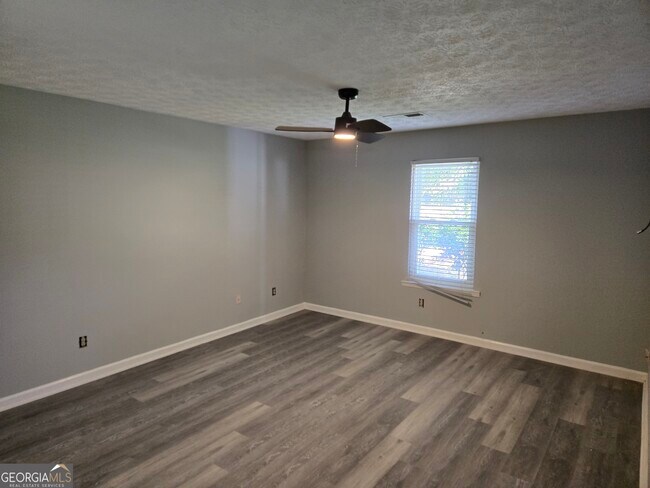 Building Photo - 7610 Teton Ct