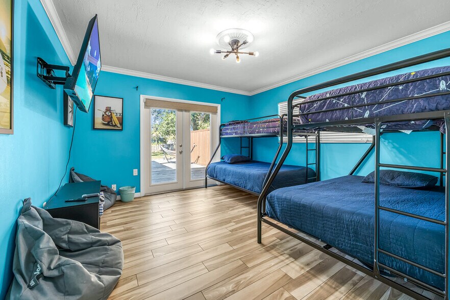 Building Photo - 475 Indian Creek Dr