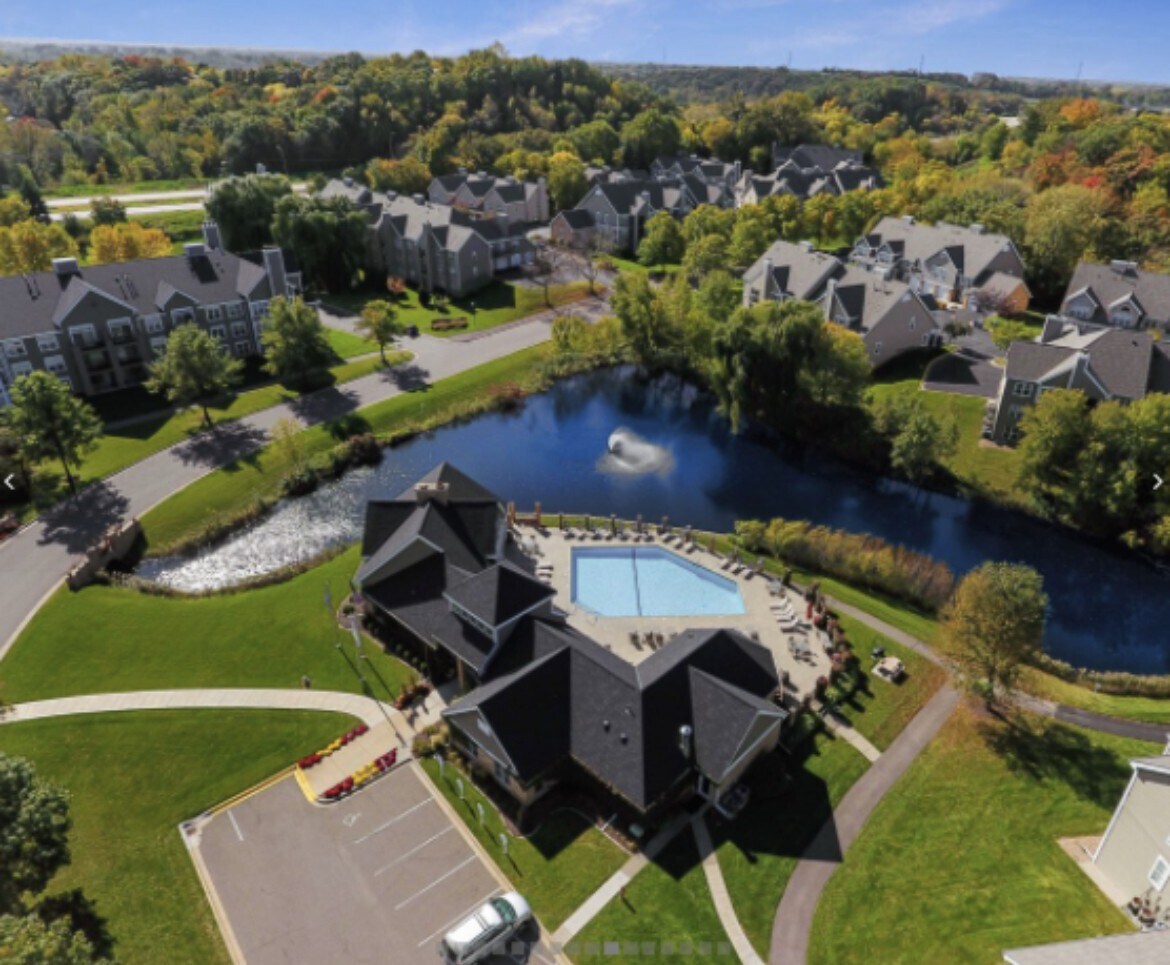 Building Photo - 6010 Chasewood Pkwy