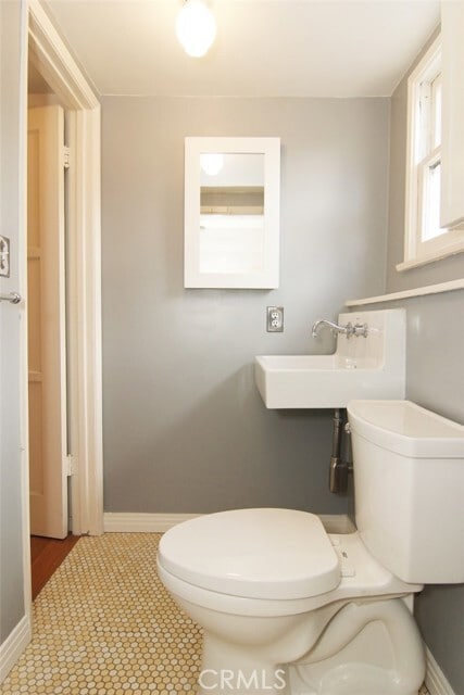 Building Photo - 244 Spencer St