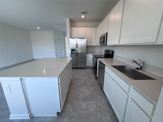 Building Photo - 3133 Laurent Lp