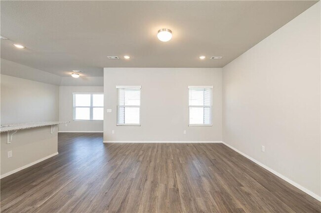 Building Photo - 2701 Bauer St