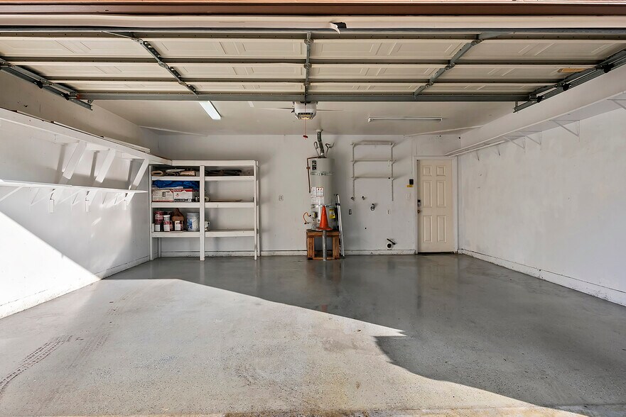 Building Photo - 8707 Cedros Ave