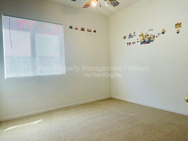 Building Photo - 2450 Magill Ave