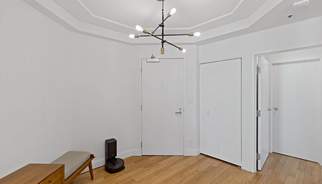 Condo entryway - 300 3rd St