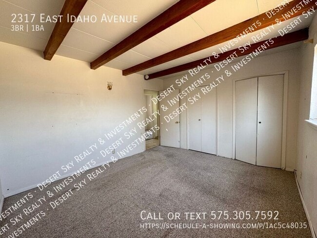 Building Photo - 2317 E Idaho Ave