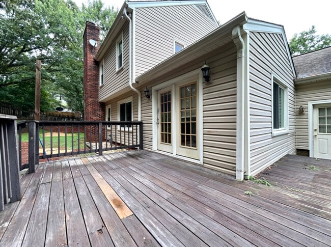 Building Photo - 1210 Somersby Ln