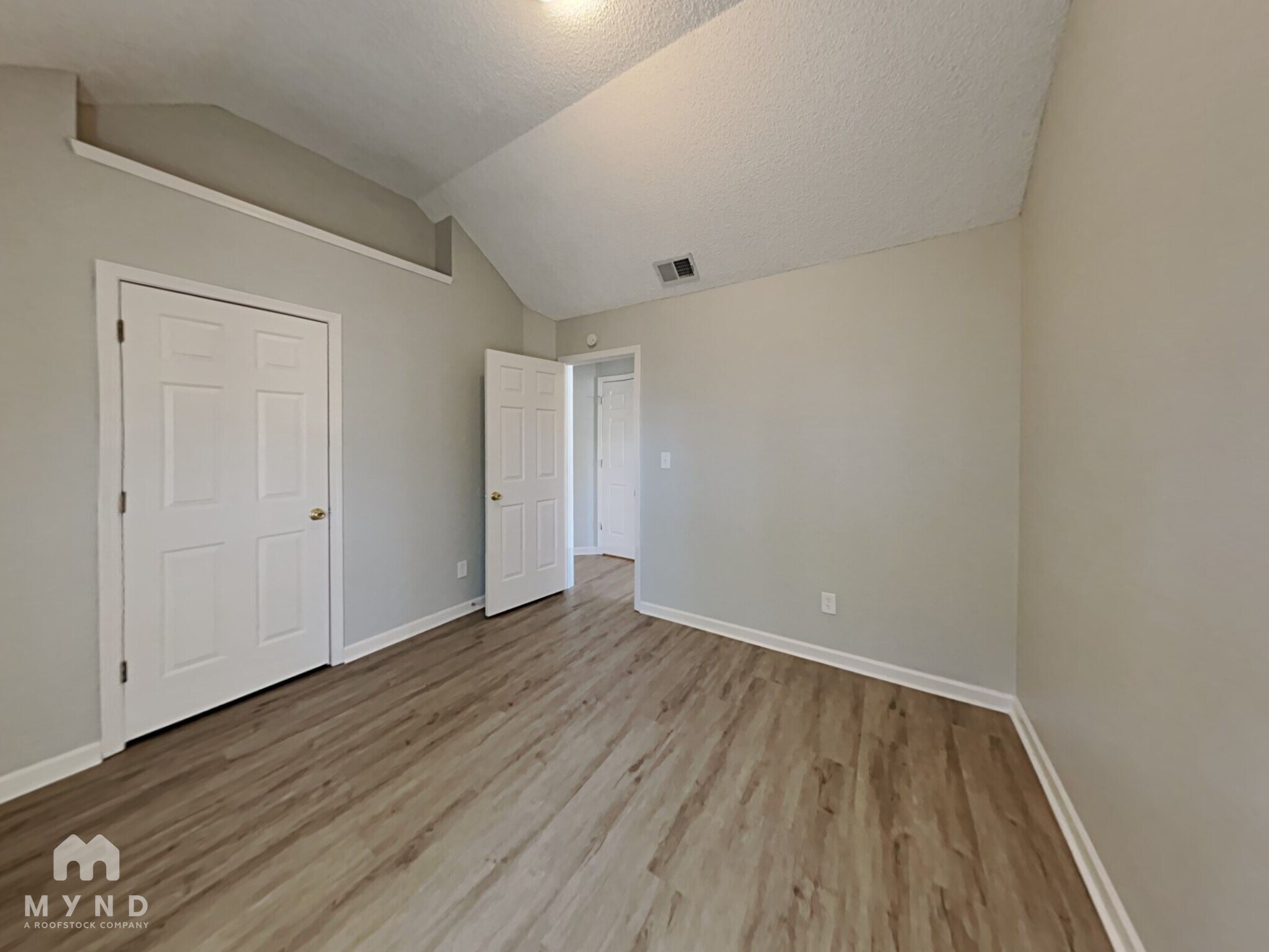 Building Photo - 7010 Mahogany Dr