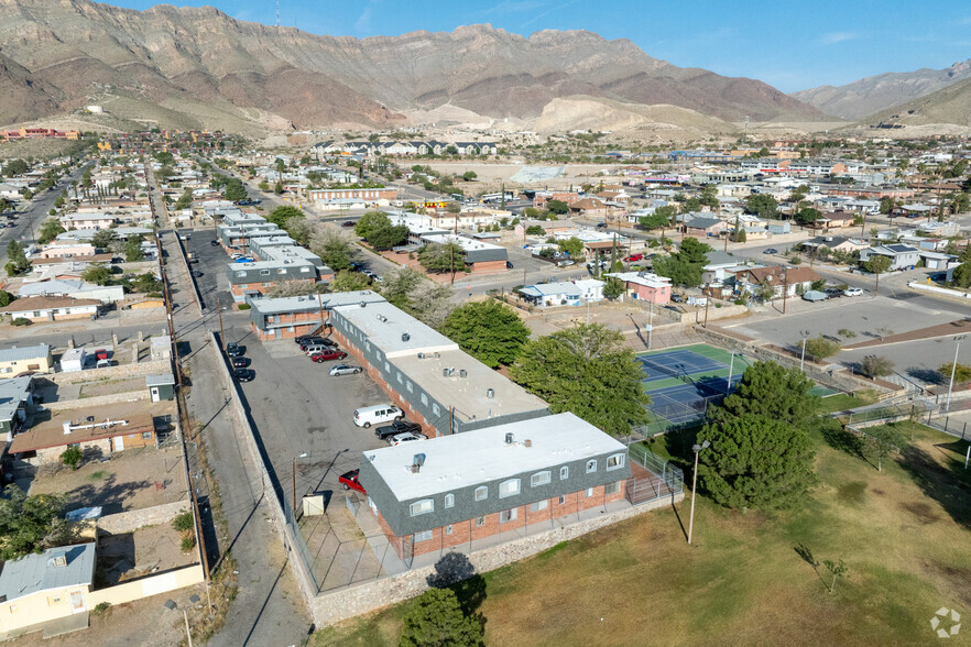 Primary Photo - Grandview Apartments