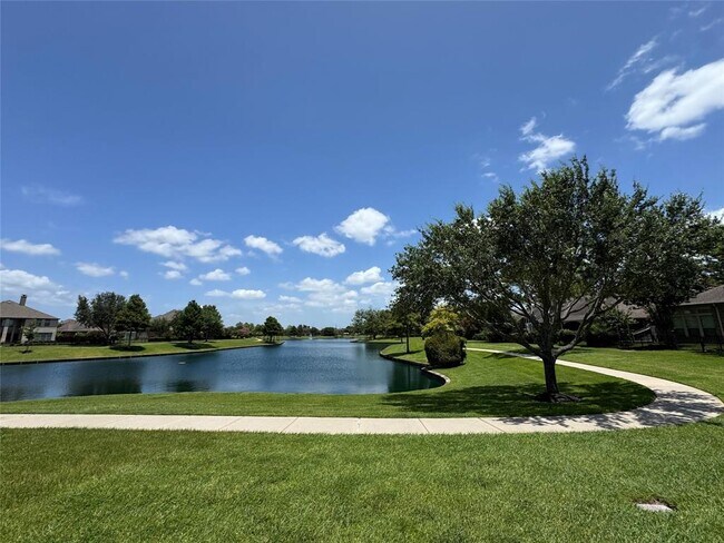 Building Photo - 3811 Windmill Creek Dr