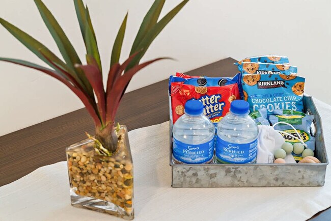 Building Photo - 3273 2530 S