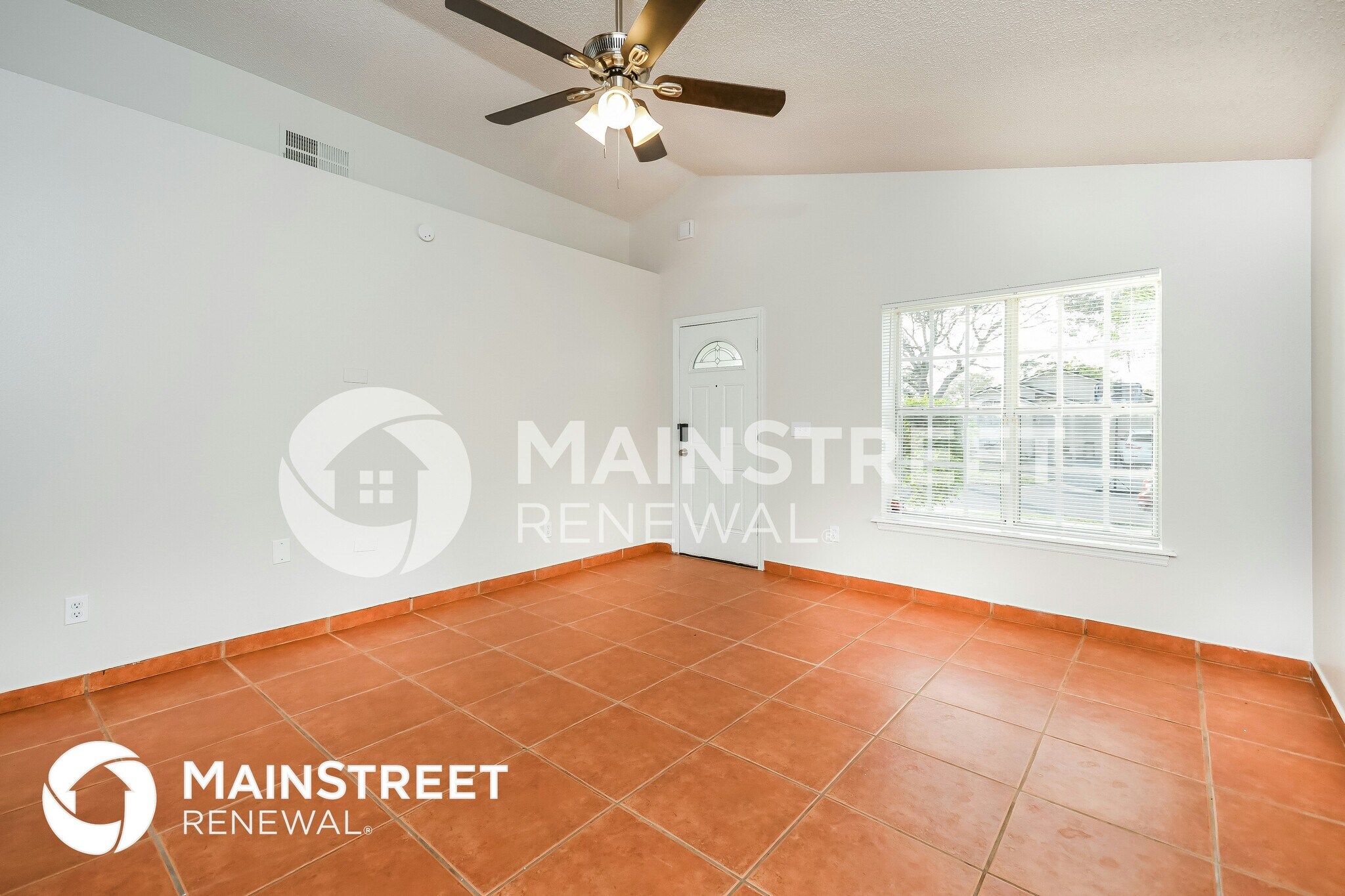 Building Photo - 9751 Red Clover Ave