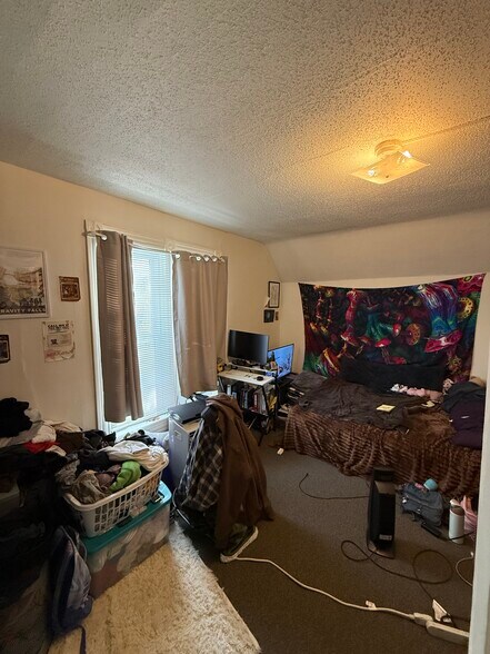 Building Photo - 514 Niagara St