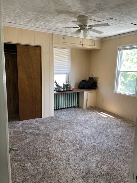 Bedroom - 75 Manor Ave