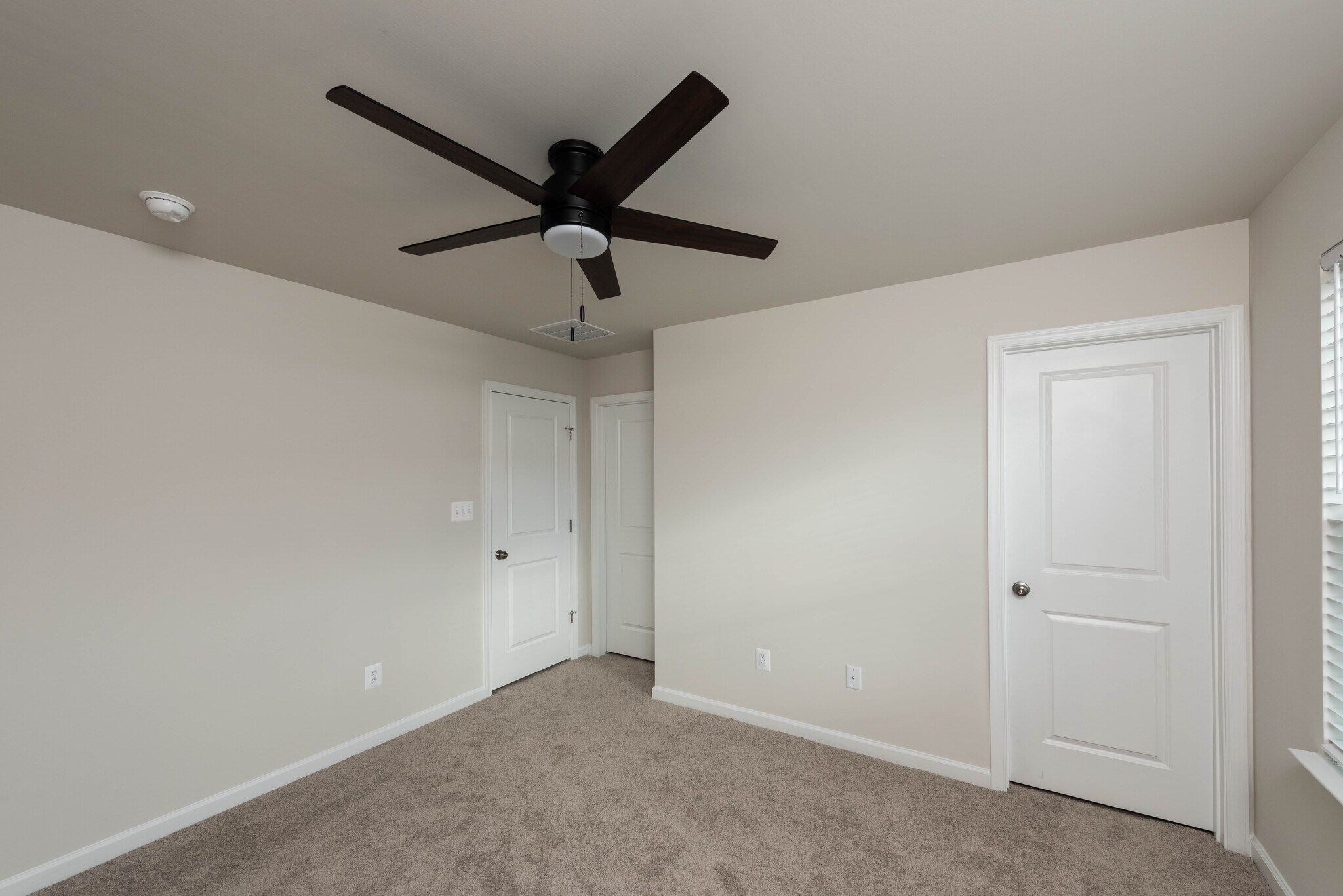 Primary Bedroom - 411 18th Ave