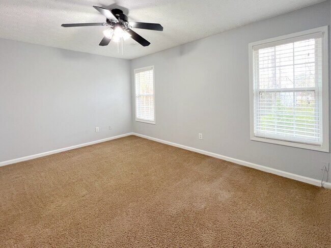 Building Photo - 1924 Riverlanding Cir