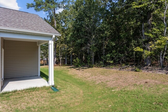 Building Photo - Beautifully designed 4-bedroom, 2-bath ranch