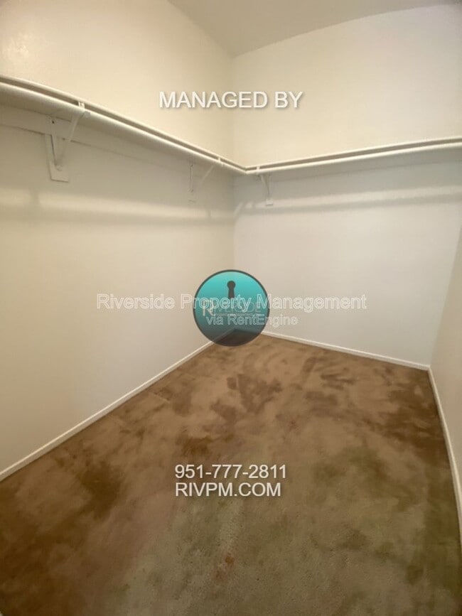 Building Photo - 44516 Penbrook Ln