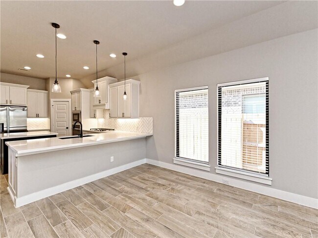 Building Photo - 2621 Franciscana Way