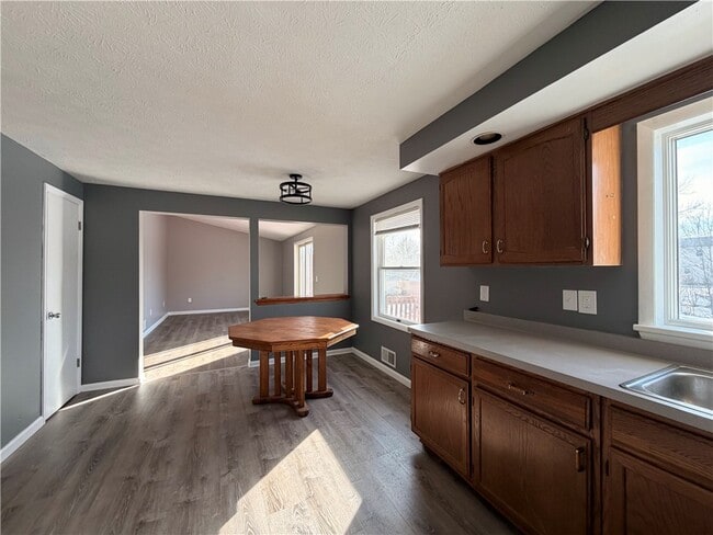 Building Photo - 598 Bram Hall Dr