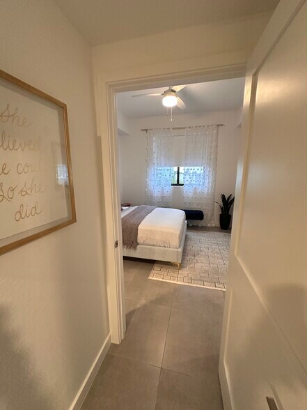 Building Photo - 1849 Madison St