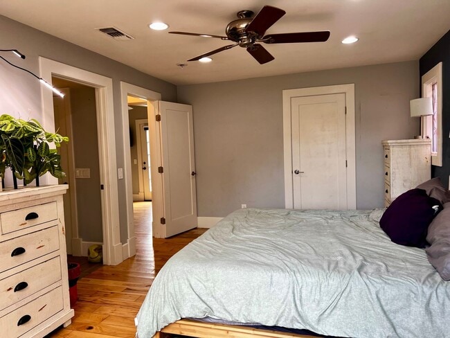 Building Photo - Charming Restored Craftsman in the Heart of North Park