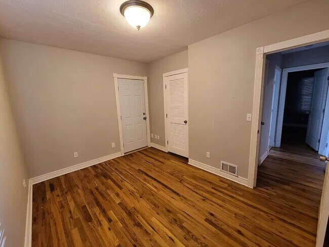 Building Photo - 3425 Owen St