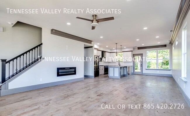 Building Photo - 7814 Lake Mountain Ln